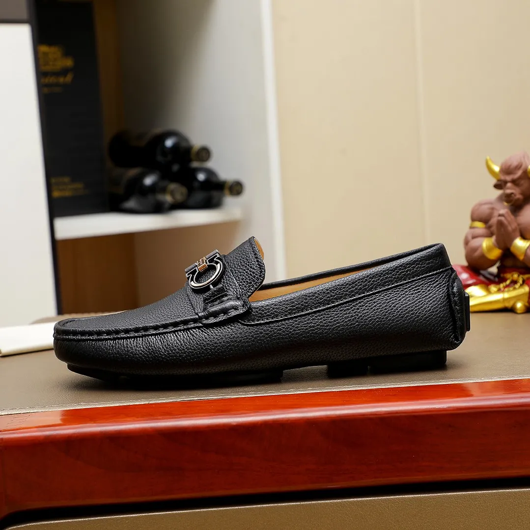 Men's shoes 💰360 🕷🕷【Ferragamo】Ferragamo Popular fashionable casual slip-on shoes🇨🇳Official website counter 1:1 production, original mold opening💯Good quality visible, imported high-end first-layer calfskin, luxurious pigskin lining🌿Very clear texture, high-quality waterproof, non-slip and wear-resistant outsole🎋High quality and low price, truly handmade🍓Color, code number 38-45